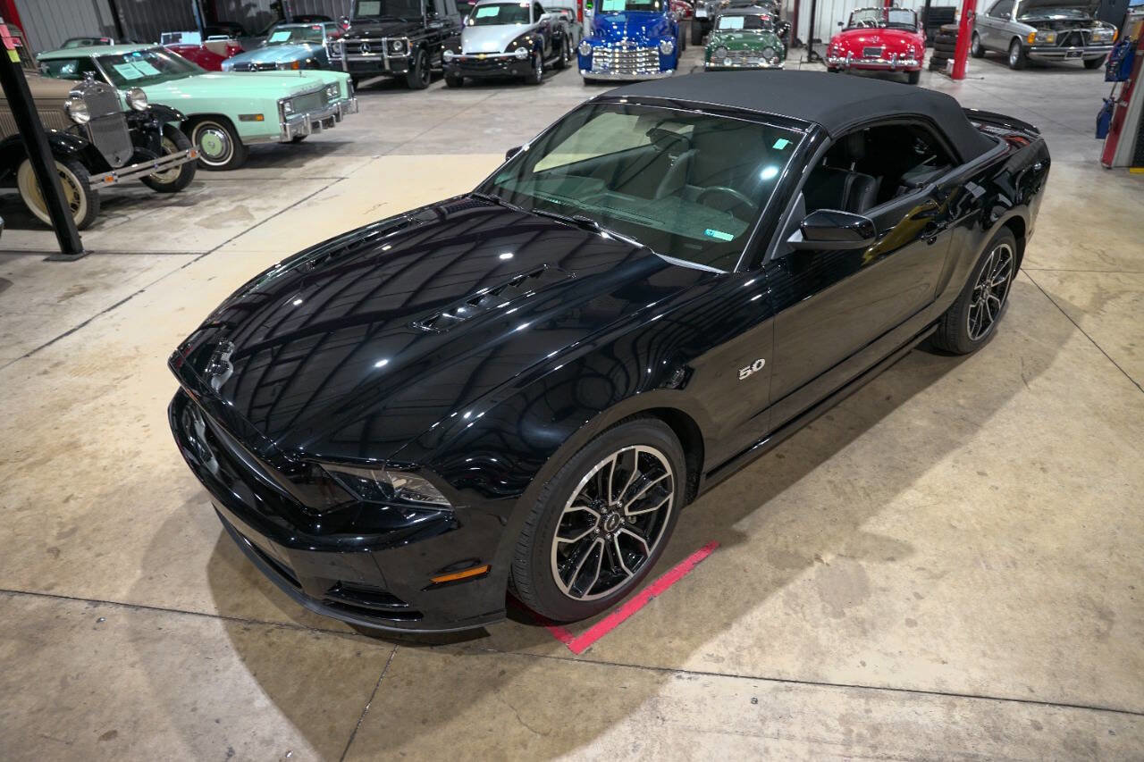 Used 2014 Ford Mustang GT Premium w/ Equipment Group 401A image 27