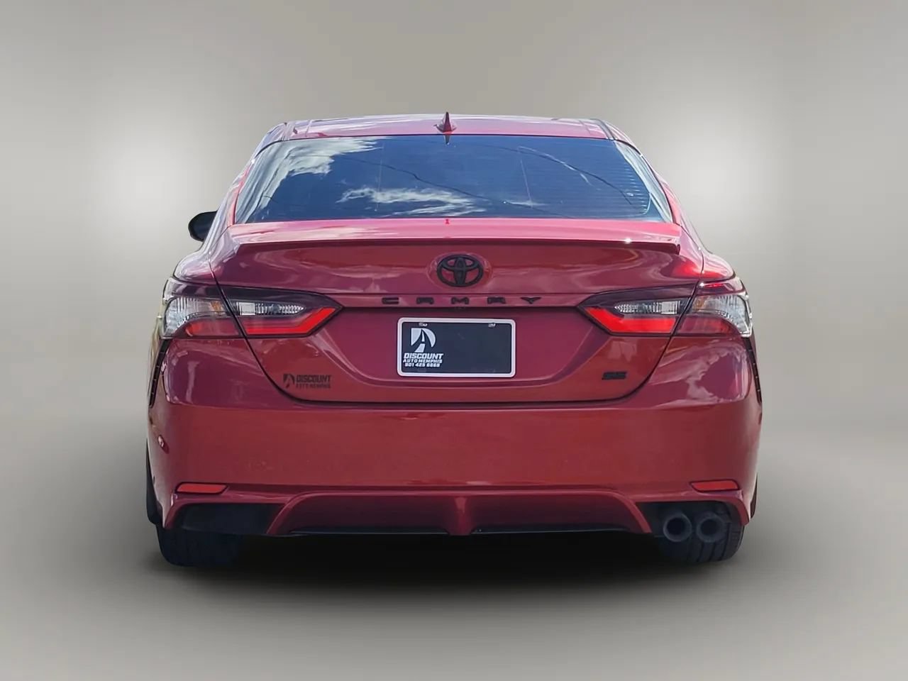 Used 2024 Toyota Camry SE w/ Convenience Package FWD image 11
