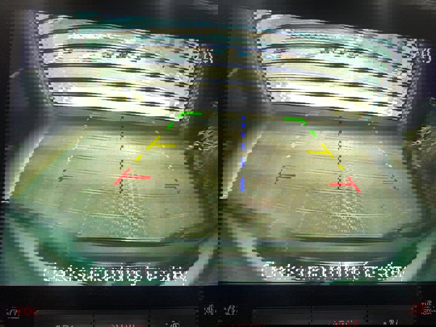 Used 2023 Nissan Frontier PRO-4X w/ Technology Package image 10