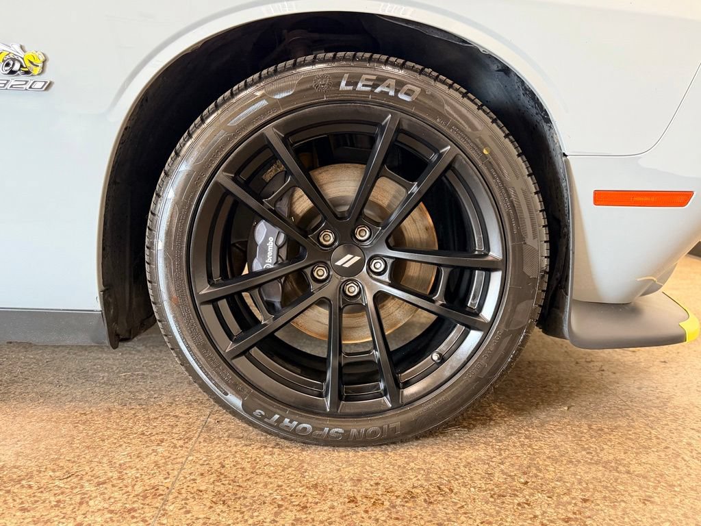 Used 2022 Dodge Challenger R/T Scat Pack RWD image 18