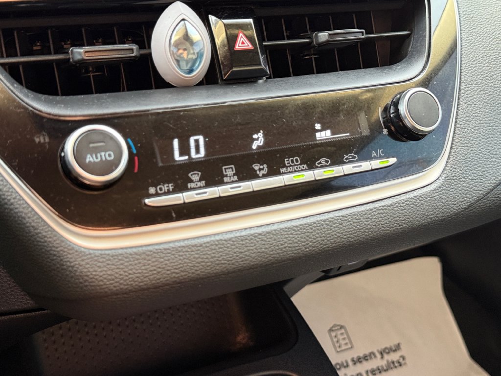 Certified 2025 Toyota Corolla LE FWD image 35