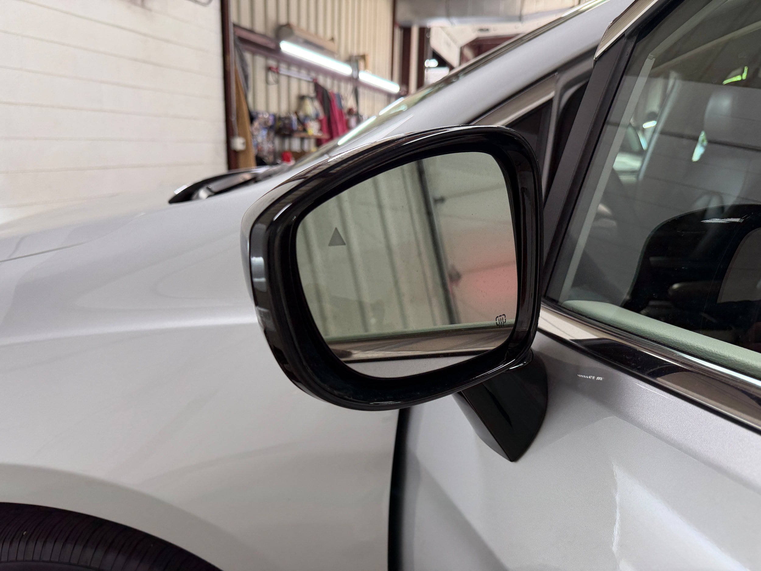 Used 2024 Chrysler Pacifica Touring-L FWD image 37