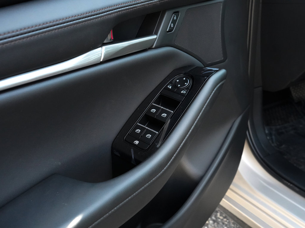 New 2026 MAZDA MAZDA3 2.5 S Sedan w/ Preferred Pkg image 21