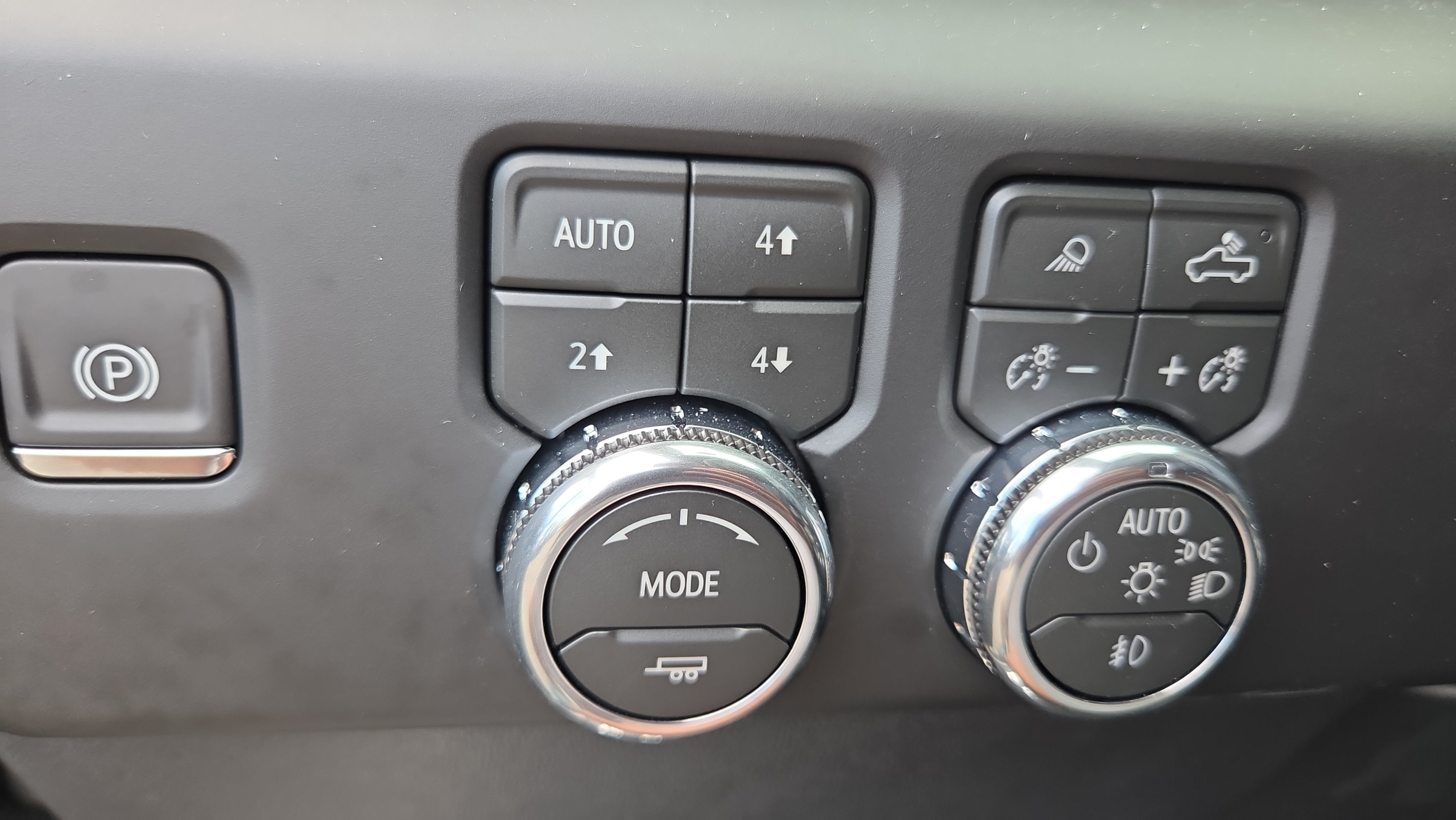 Used 2026 GMC Sierra 1500 AT4 w/ AT4 Premium Package AWD/4WD image 26