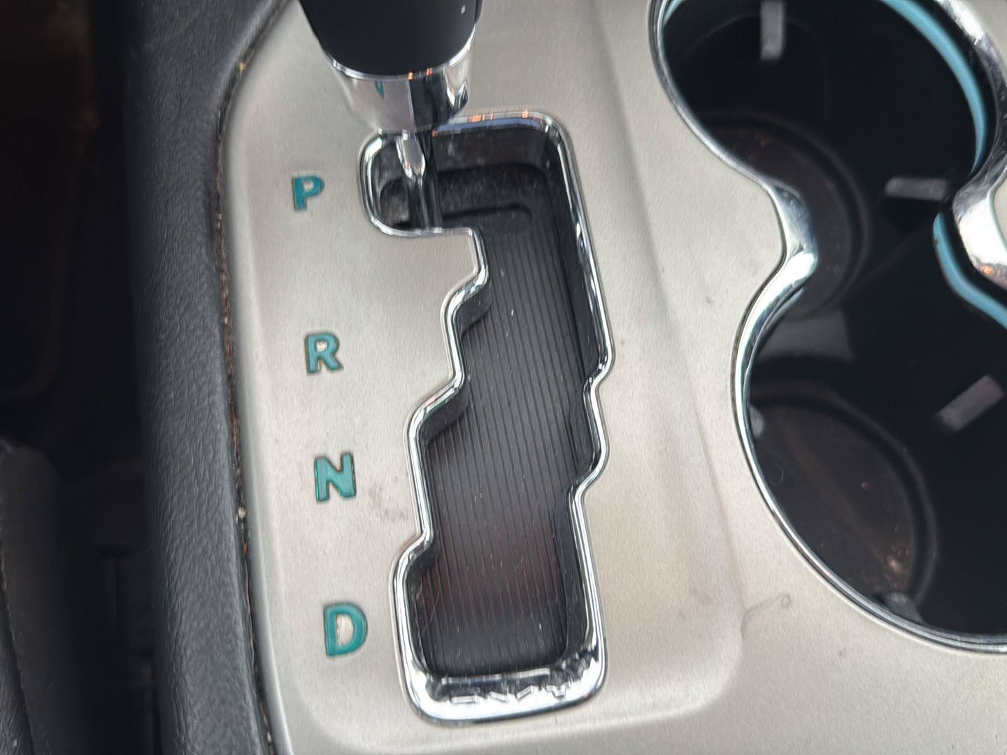 Used 2013 Jeep Grand Cherokee Laredo AWD/4WD image 11