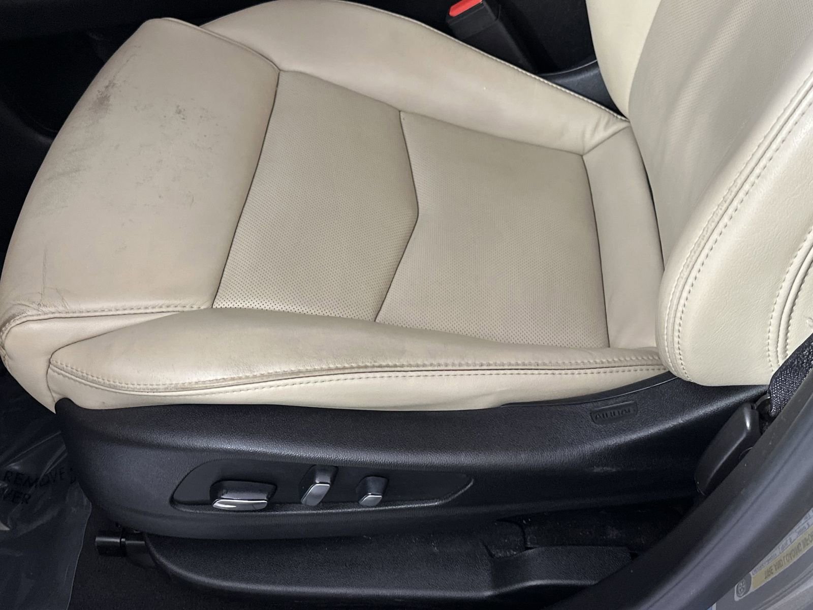 Used 2018 Cadillac XT5 Luxury w/ LPO, Wheel Lock Package image 12