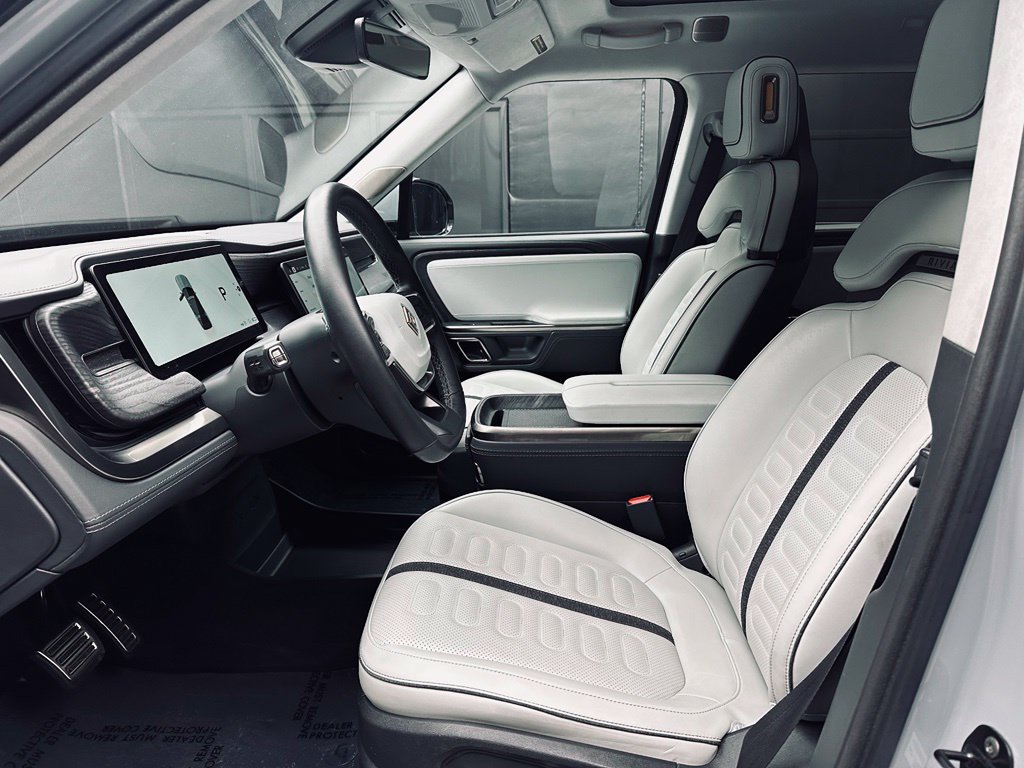 Used 2024 Rivian R1S Adventure Dual AWD/4WD image 19