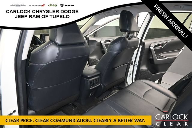 Used 2019 Toyota RAV4 XLE Premium w/ Cold Weather Package FWD image 27