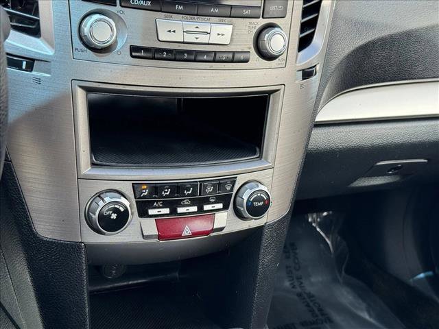 Used 2013 Subaru Legacy 2.5i AWD/4WD image 13