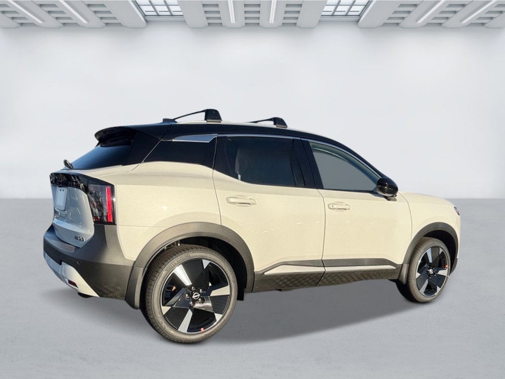 New 2026 Nissan Kicks SR w/ Cold Weather Package AWD/4WD image 5