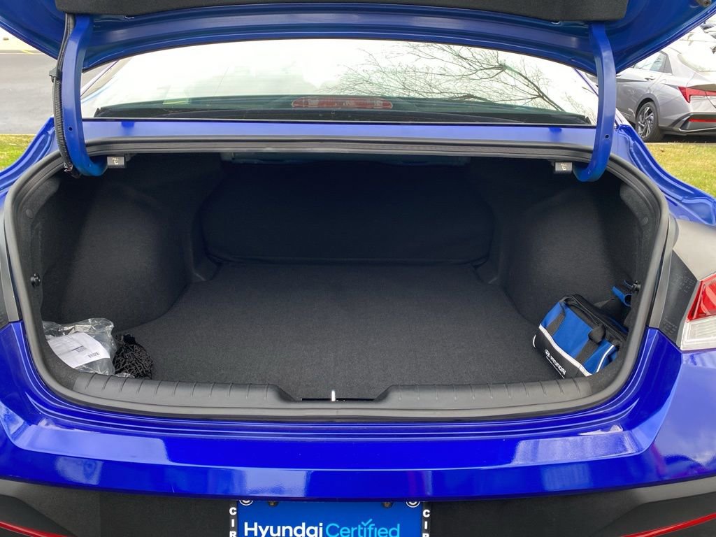 Certified 2025 Hyundai Elantra Sport w/ Cargo Package image 14