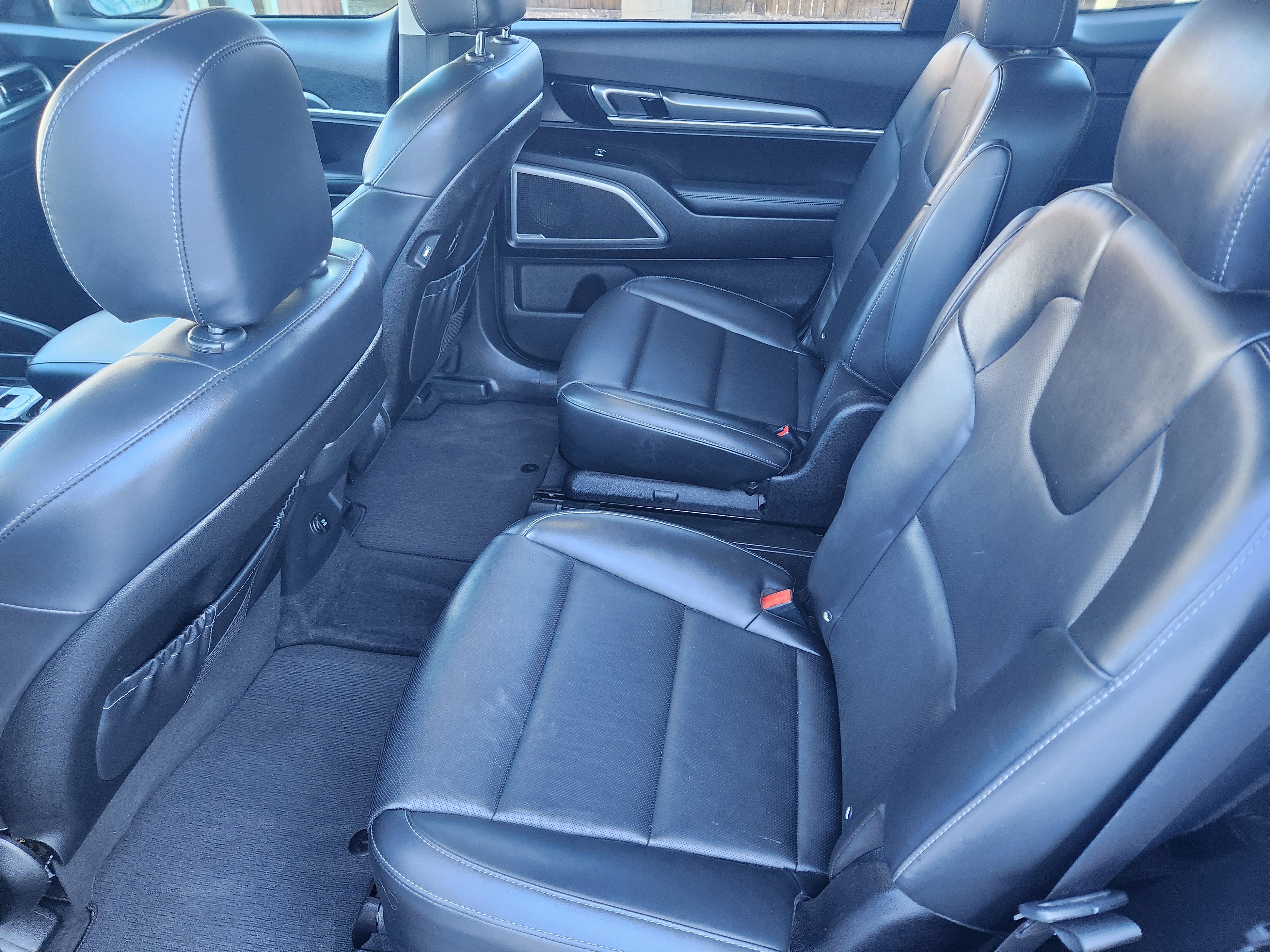 Used 2020 Kia Telluride S image 9