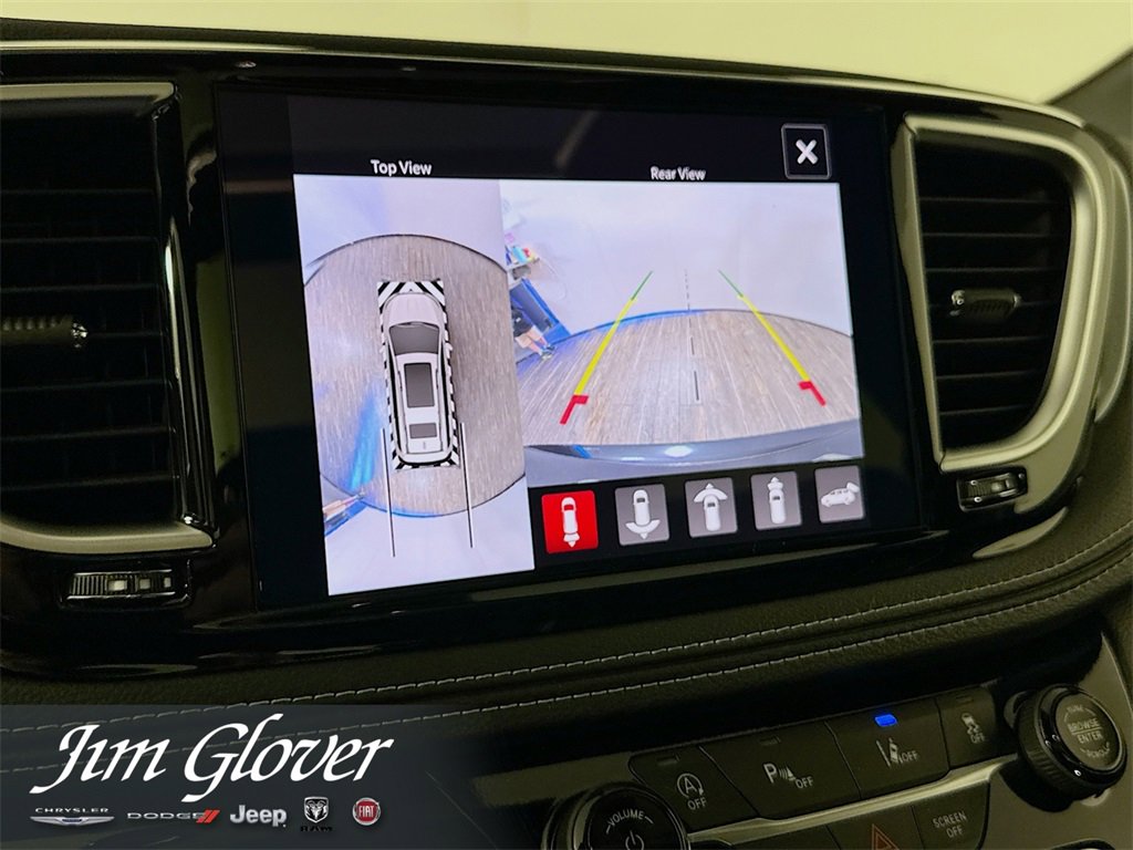 New 2026 Chrysler Pacifica Limited w/ S Appearance Package image 35