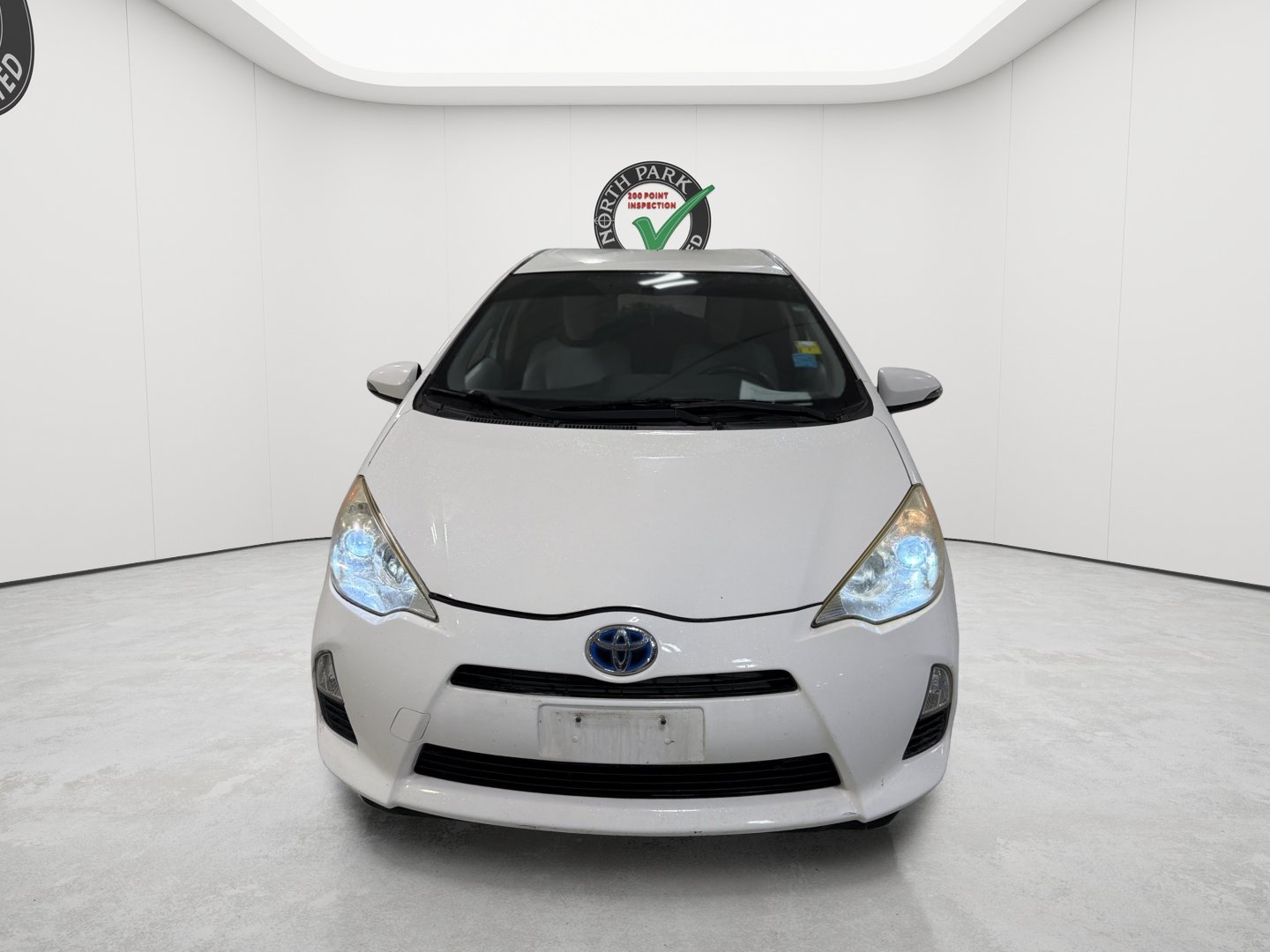 Used 2013 Toyota Prius C One FWD image 8