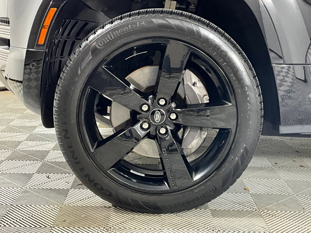 Certified 2023 Land Rover Defender 110 X-Dynamic SE image 29