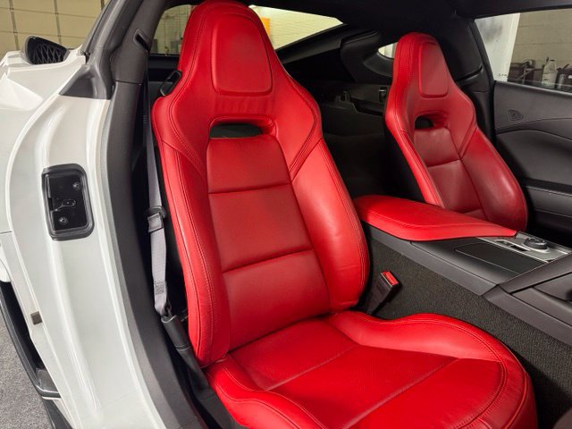 Used 2015 Chevrolet Corvette Stingray Coupe RWD image 19