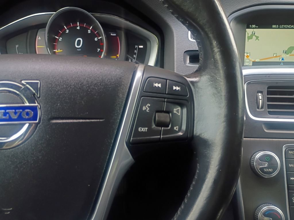 Used 2016 Volvo S60 T5 Premier image 25