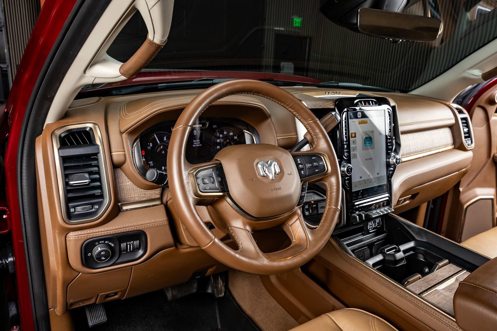 Used 2023 RAM 3500 Limited image 16