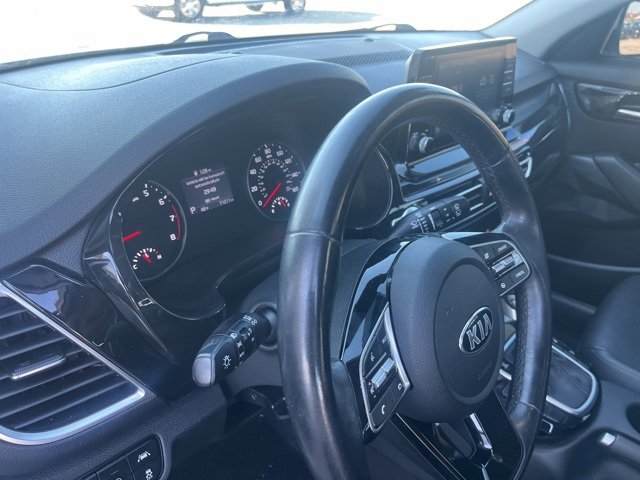 Used 2021 Kia Seltos EX image 9