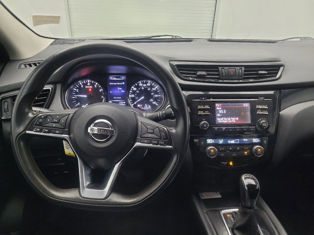 Used 2018 Nissan Rogue Sport SV image 22