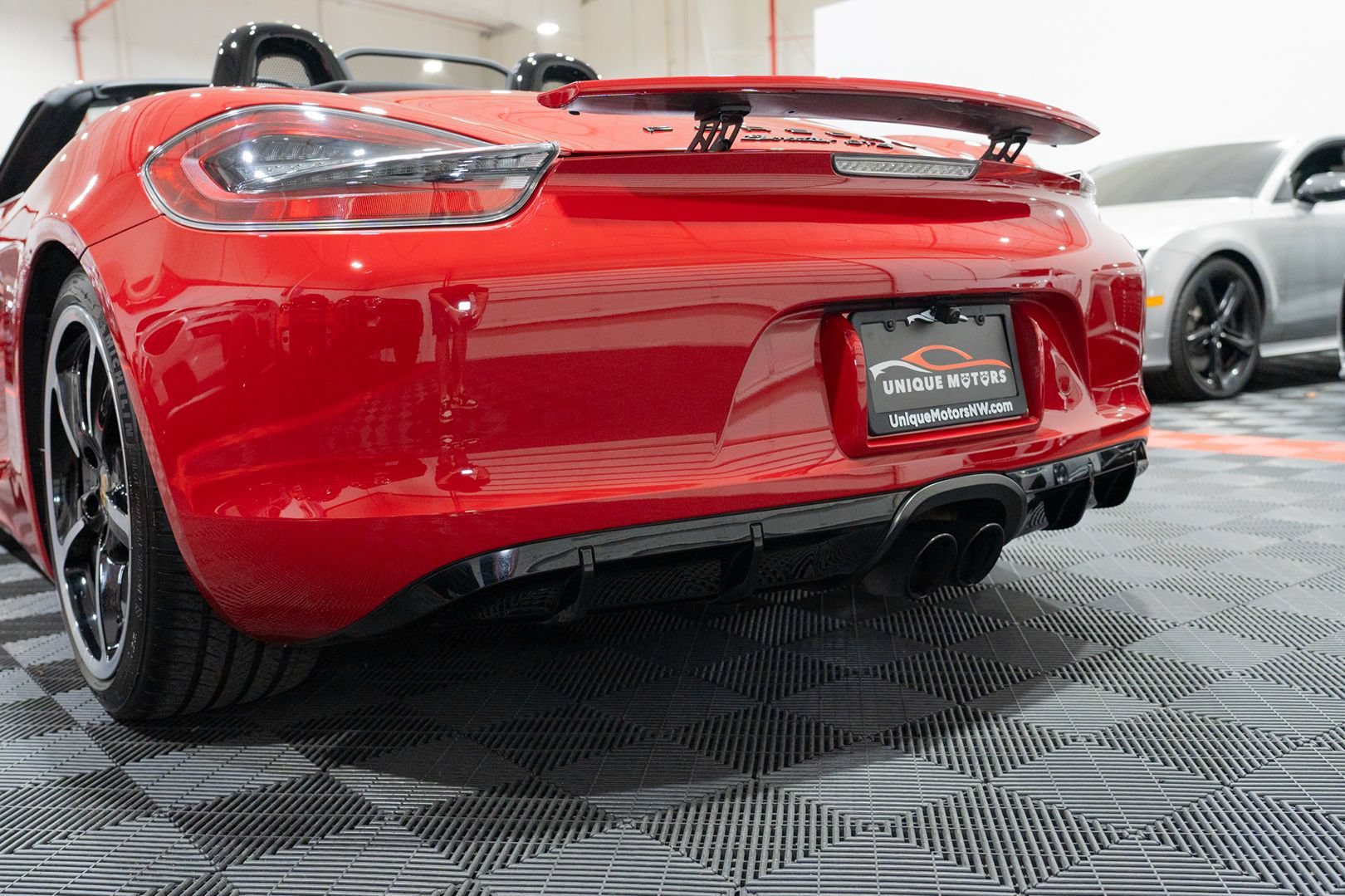 Used 2016 Porsche Boxster GTS RWD image 11