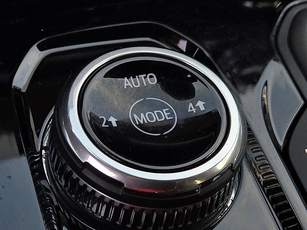 Used 2024 GMC Canyon Elevation w/ Elevation Premium Package image 14