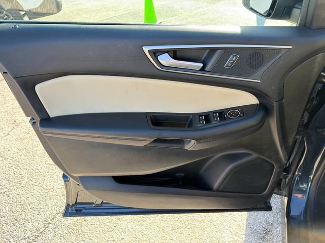 Used 2023 Ford Edge SEL w/ Convenience Package AWD/4WD image 17