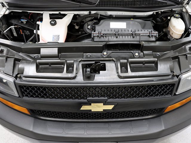 Used 2023 Chevrolet Express 3500 LS image 27