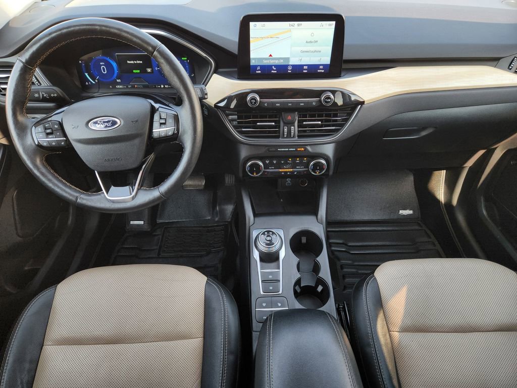 Used 2022 Ford Escape Titanium w/ Titanium Premium Package image 26