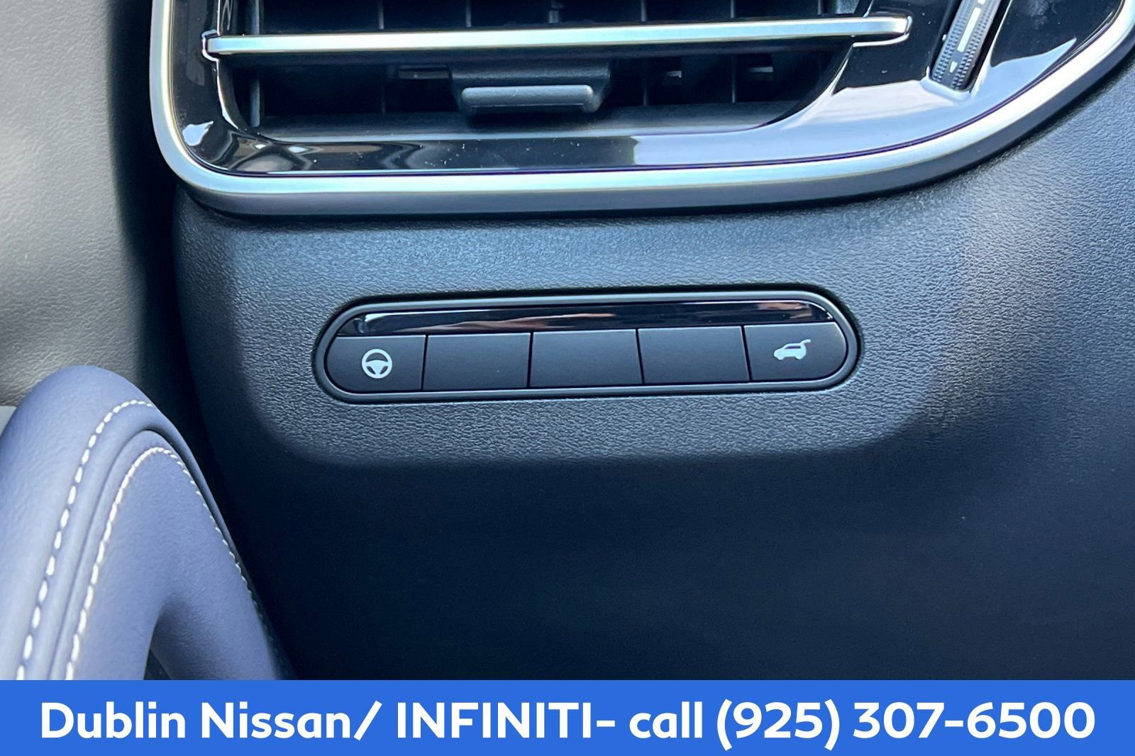 New 2026 INFINITI QX60 Sport w/ Dark Cargo Package AWD/4WD image 32