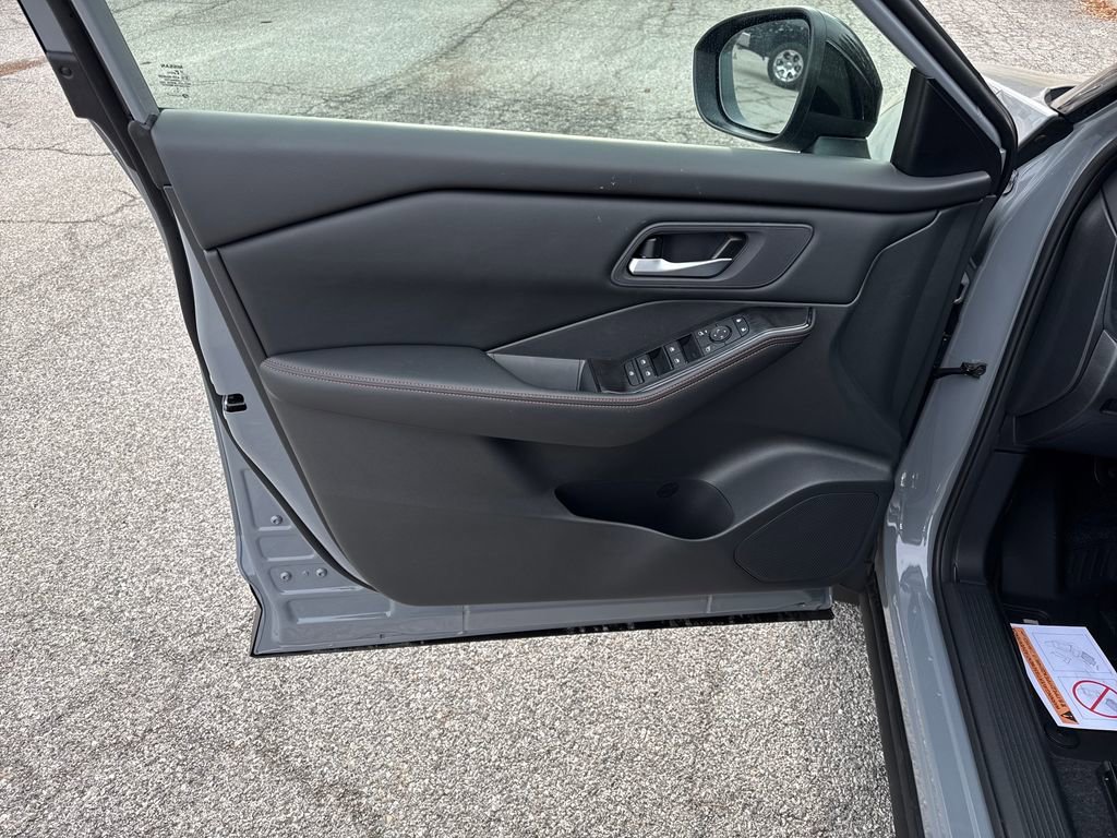 New 2026 Nissan Rogue SV image 11