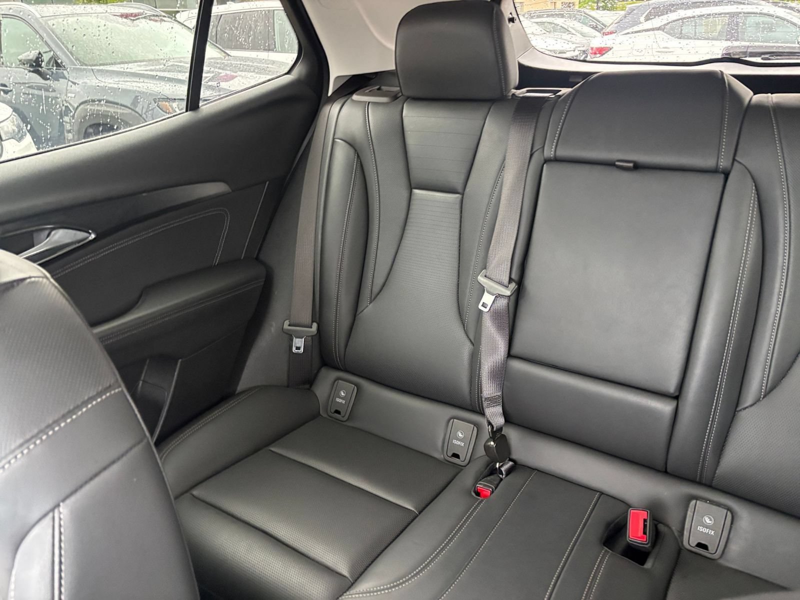 Used 2024 Buick Envision Preferred AWD/4WD image 39