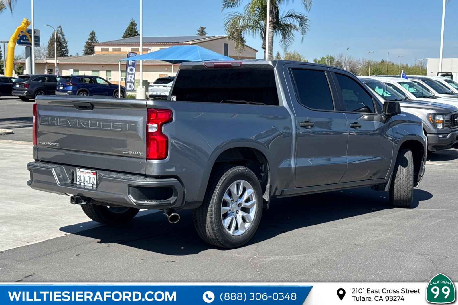 Used 2019 Chevrolet Silverado 1500 Custom w/ Trailering Package image 4