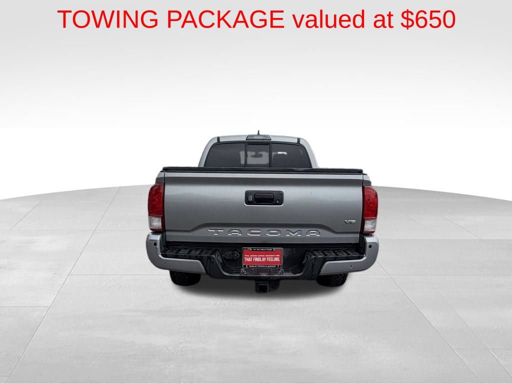 Used 2016 Toyota Tacoma TRD Off-Road AWD/4WD image 7