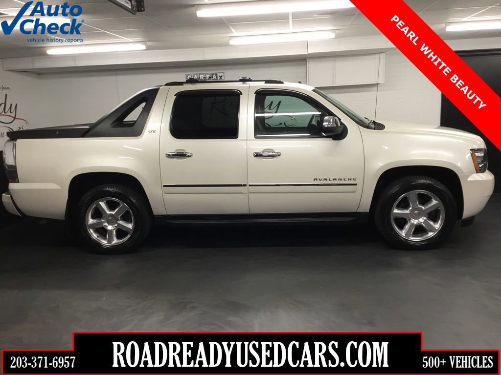 Used 2011 Chevrolet Avalanche LTZ