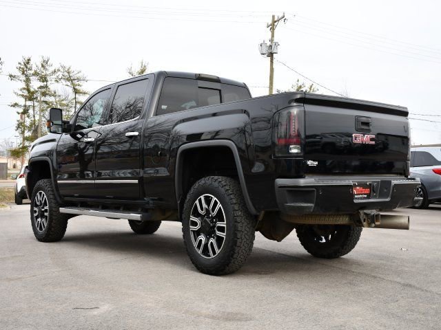 Used 2017 GMC Sierra 2500 Denali w/ Duramax Plus Package image 5
