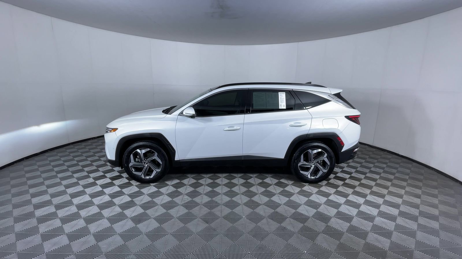 Used 2022 Hyundai Tucson Limited image 5