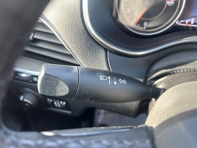 Used 2021 Jeep Cherokee Latitude Lux w/ Sun & Sound Group AWD/4WD image 29
