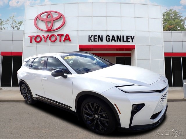 Certified 2025 Toyota Crown Signia