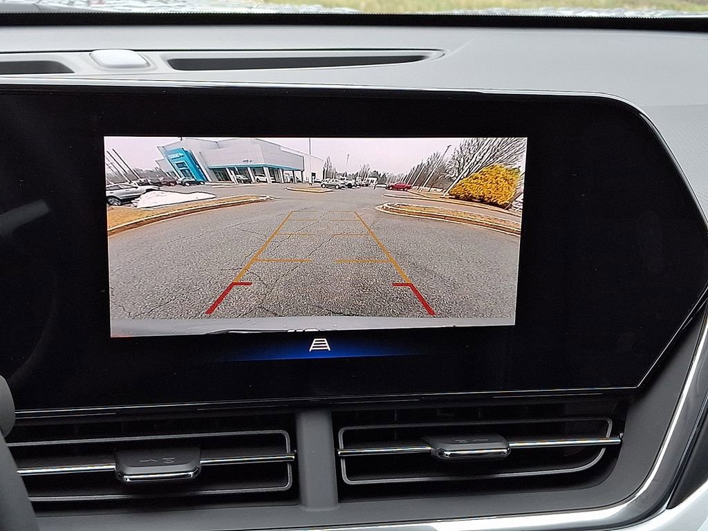 New 2026 Chevrolet Trax LT w/ Driver Confidence Package image 12