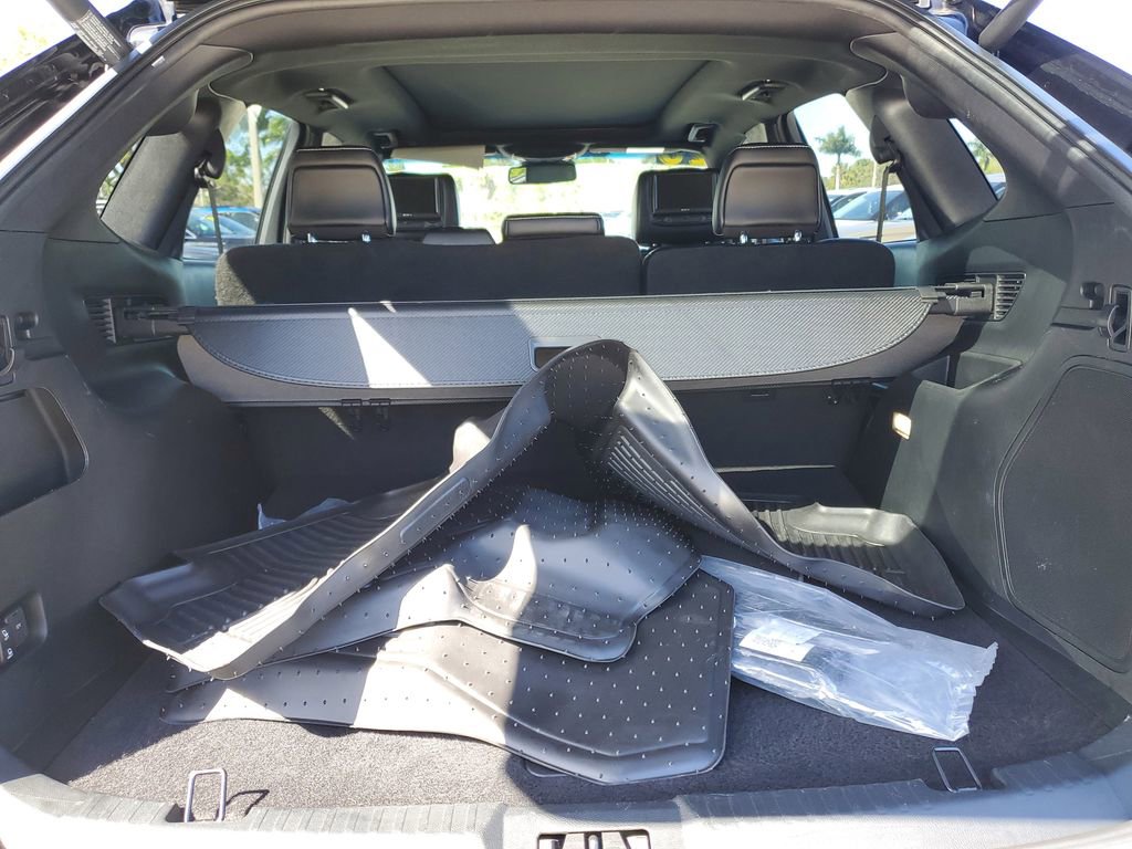 Used 2020 Ford Edge ST w/ Equipment Group 401A image 7