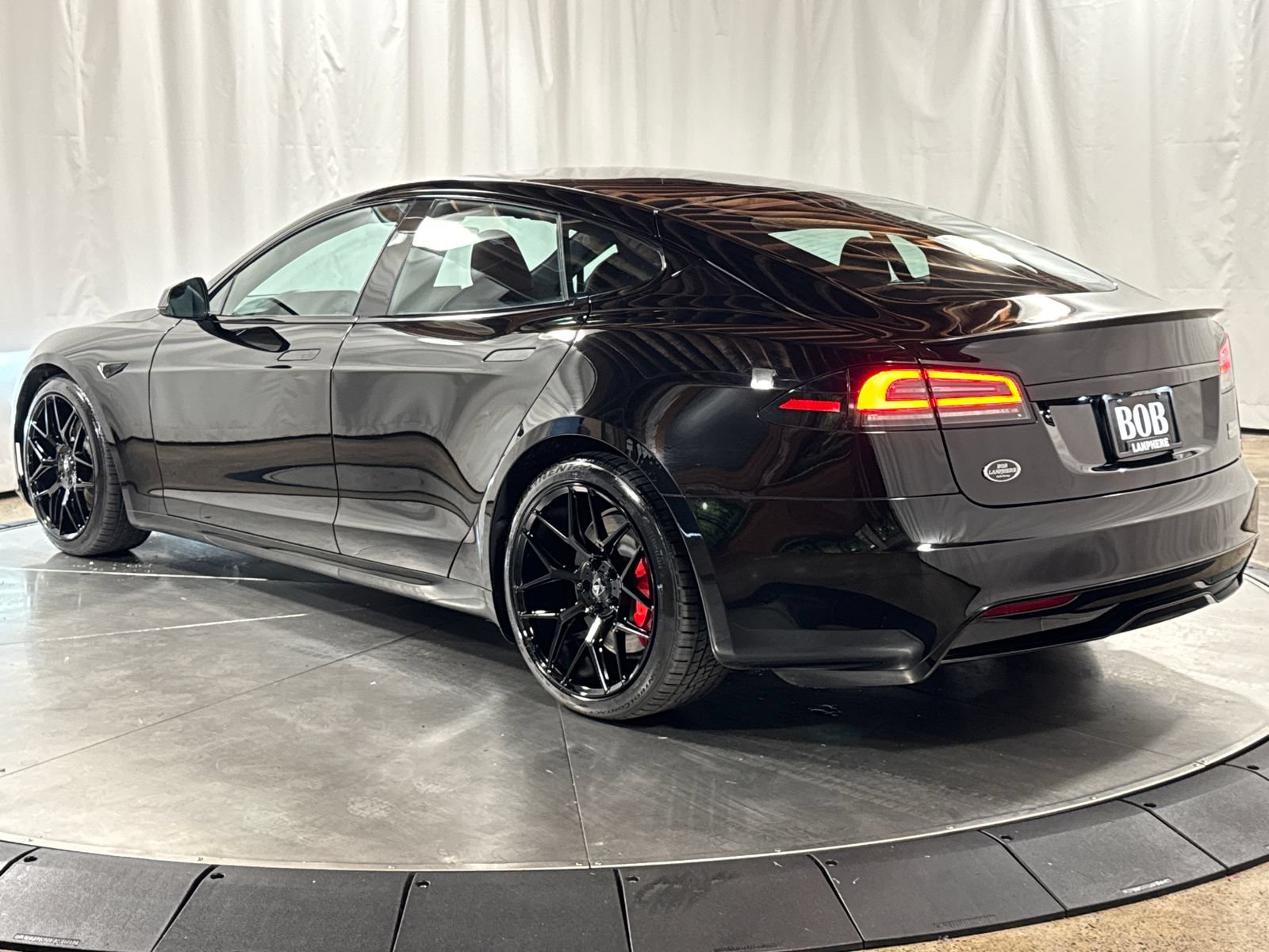 Used 2023 Tesla Model S Plaid AWD/4WD image 9