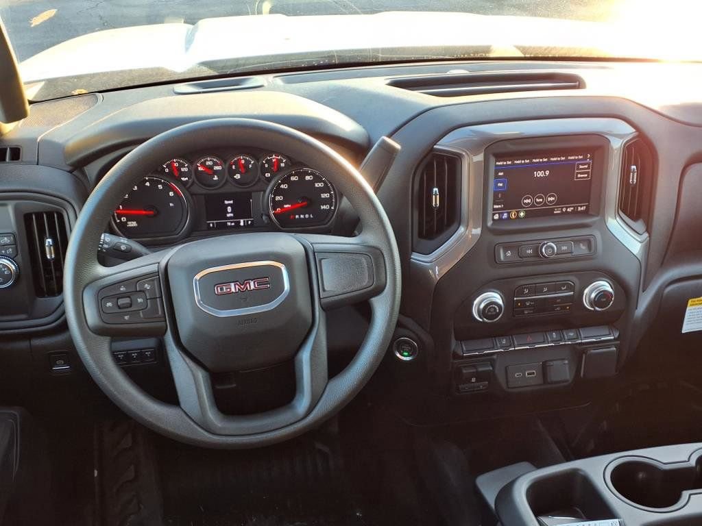 New 2024 GMC Sierra 2500 Pro w/ Convenience Package image 5