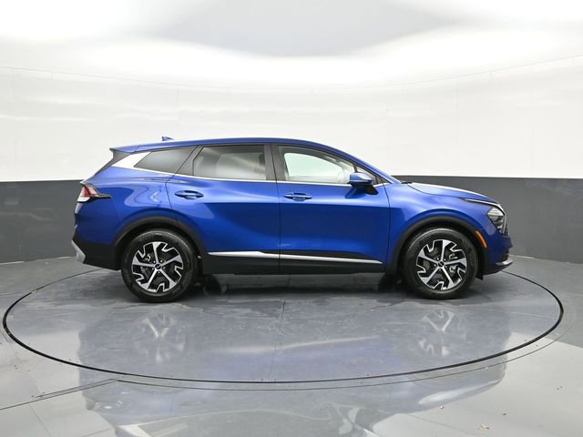 Used 2025 Kia Sportage EX image 24