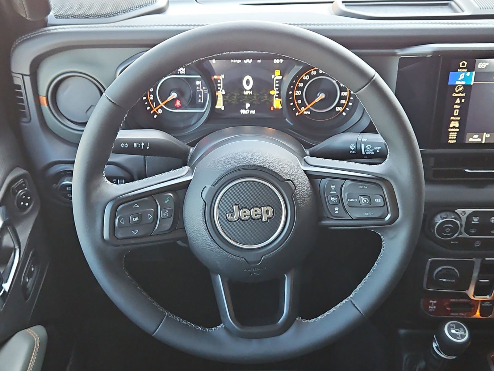 Used 2025 Jeep Gladiator Mojave image 14