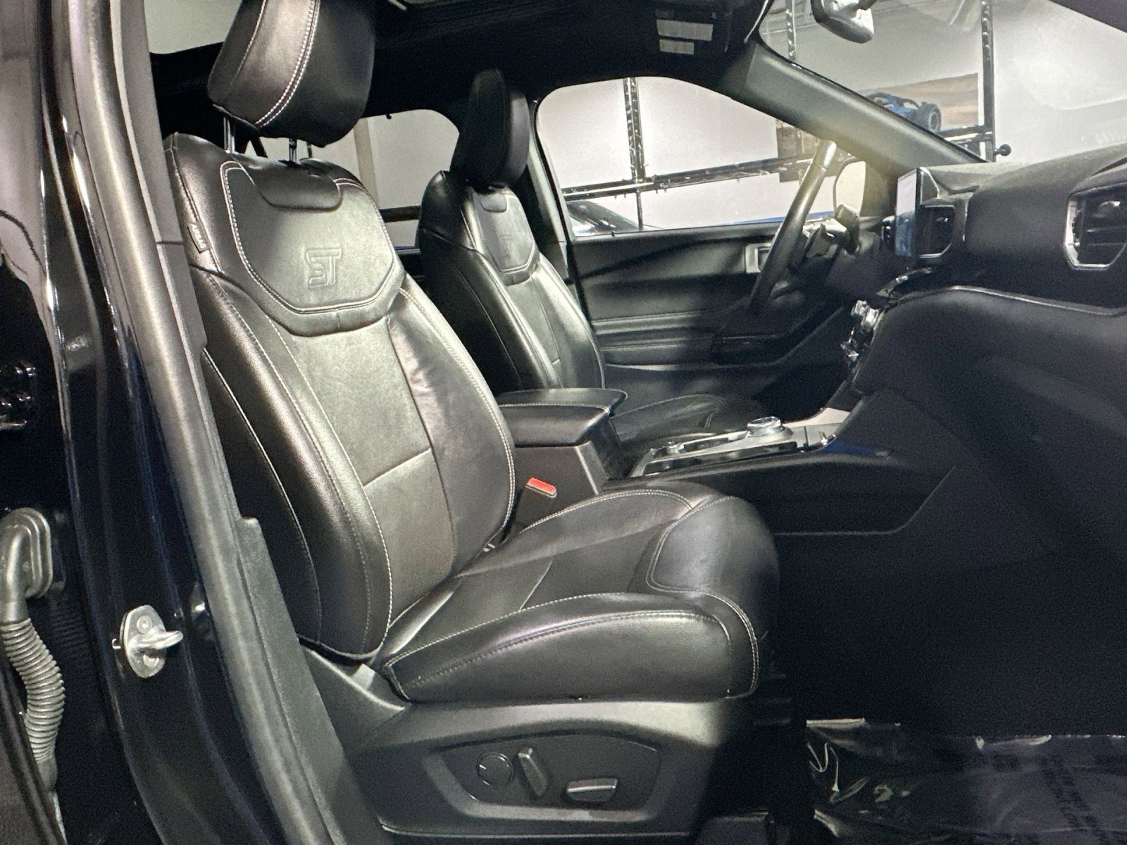 Used 2022 Ford Explorer ST w/ Equipment Group 401A image 38