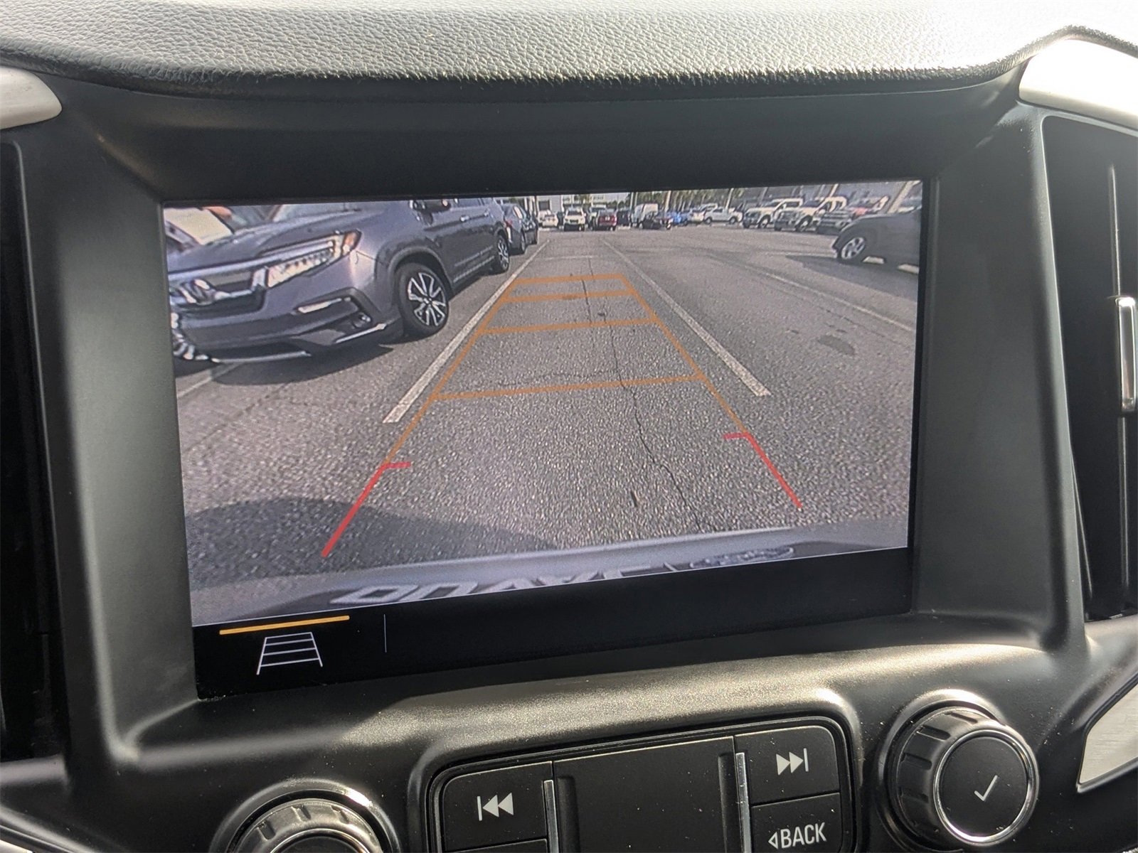 Used 2021 GMC Terrain SLT image 23