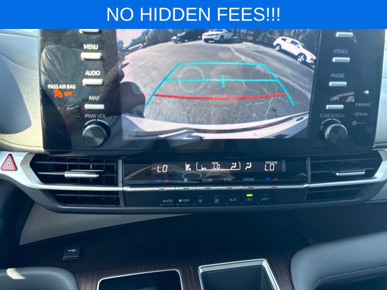 Used 2021 Toyota Sienna LE FWD image 28