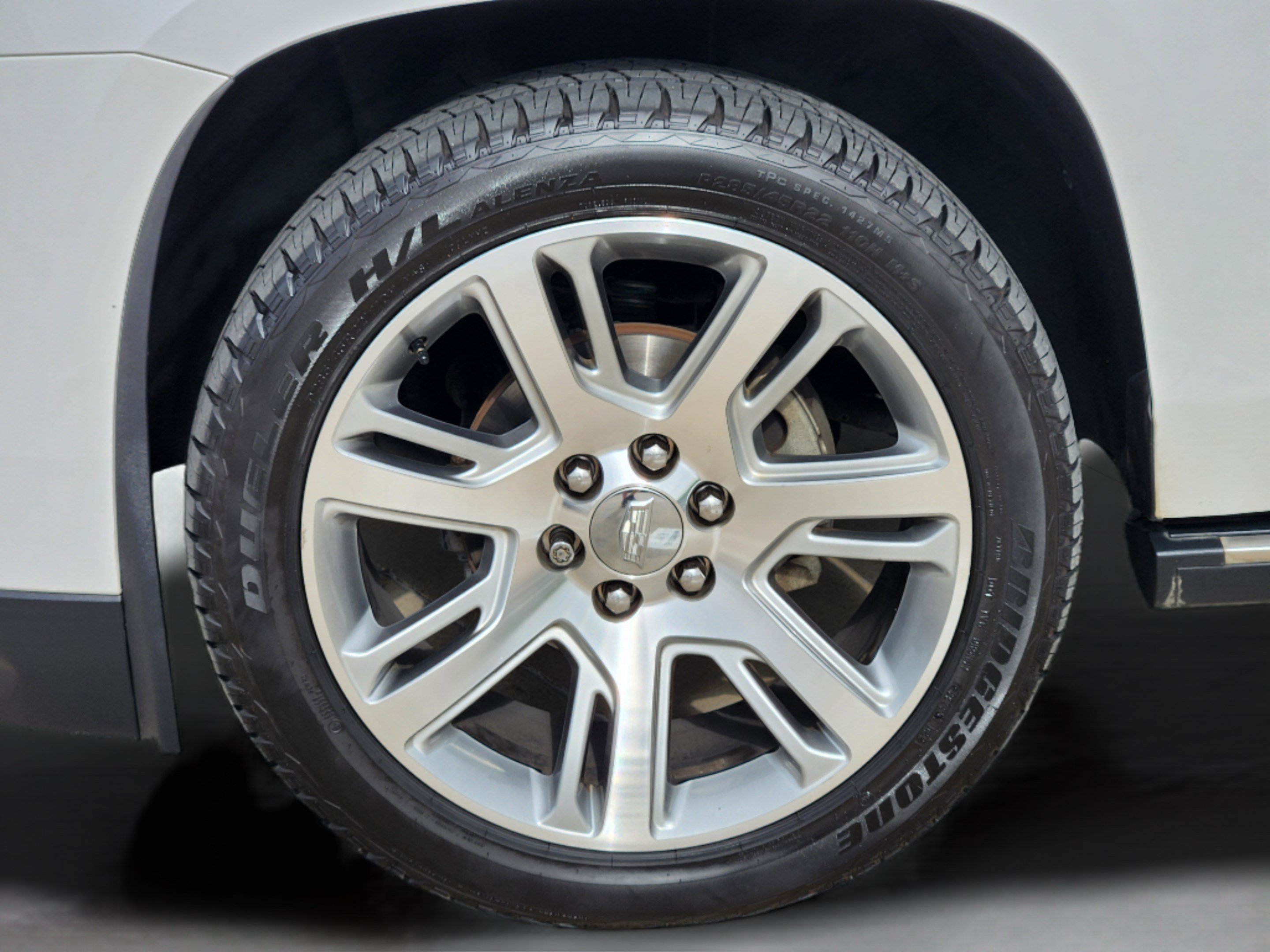 Used 2018 Cadillac Escalade ESV Premium Luxury AWD/4WD image 42