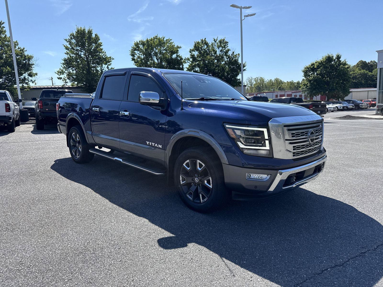 Used 2021 Nissan Titan Platinum Reserve w/ Moonroof Package AWD/4WD image 3